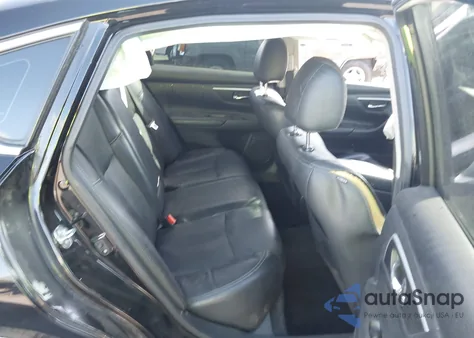 2018 Nissan Altima 2.5/S/Sv/Sl/Sr z USA, uszkodzony, nr VIN 1N4AL3AP1JC121909